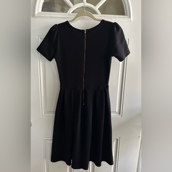 Lularoe Noir Amelia - Picture 4 of 4